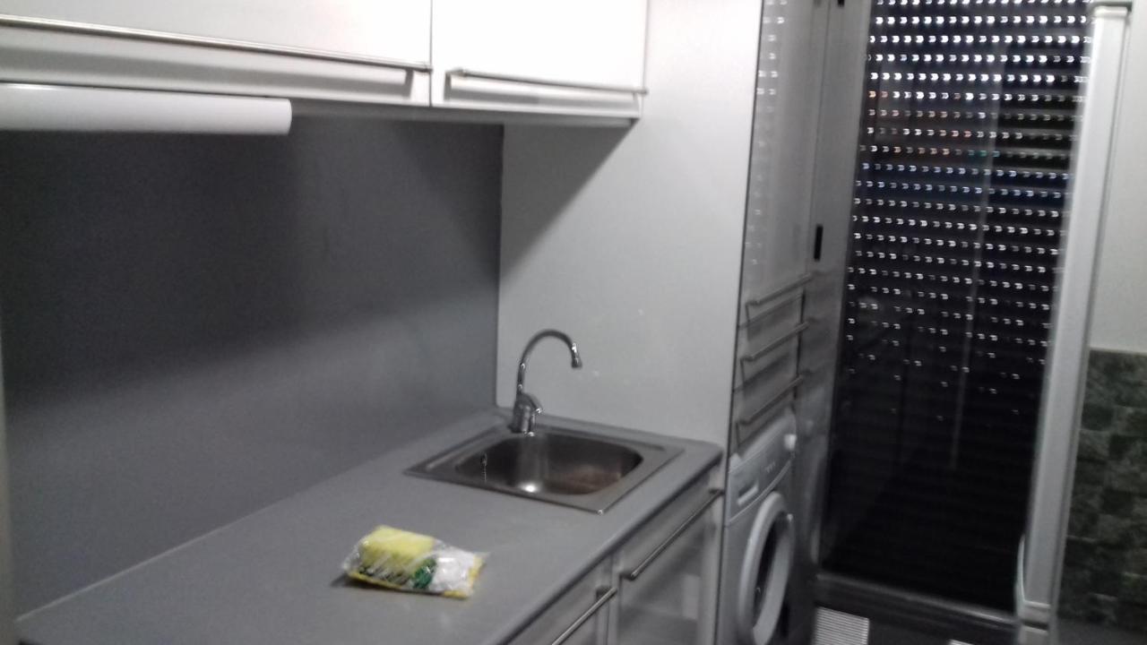 Apartamentos Turisticos Los Angeles Alcazar de San Juan Szoba fotó