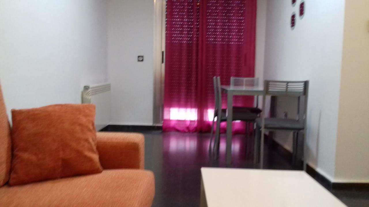 Apartamentos Turisticos Los Angeles Alcazar de San Juan Szoba fotó